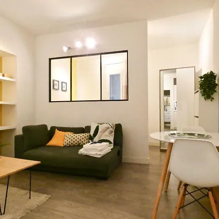 Luckey Homes - Rue Roucher Apartmán *
